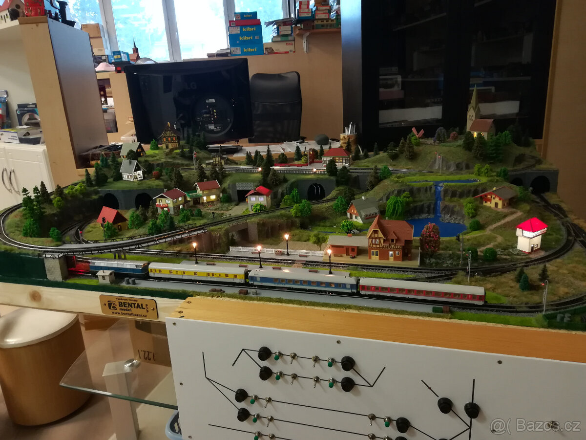 Kolejiště N 120 x 100 cm - 8