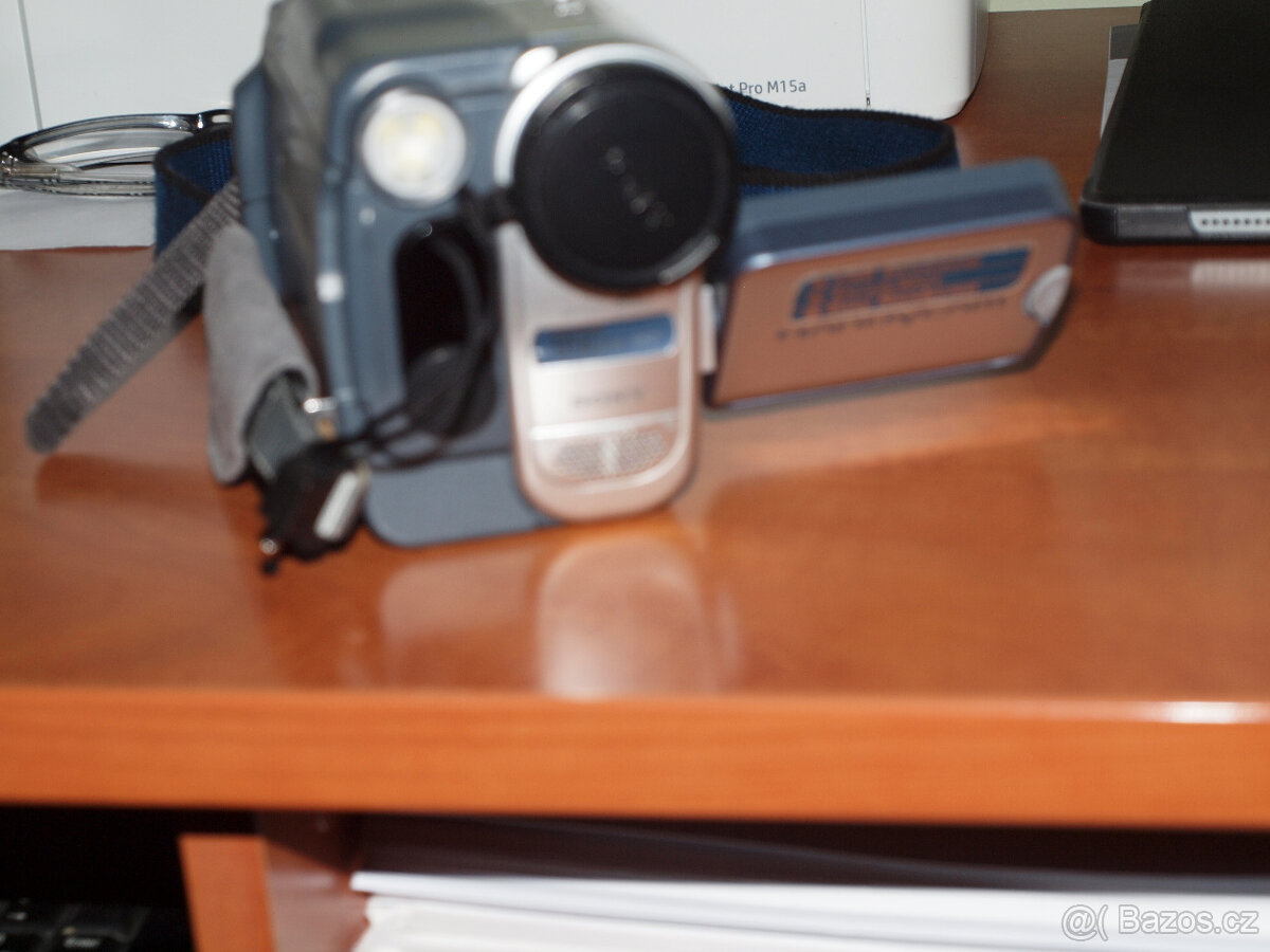 videokamera SONY - 8