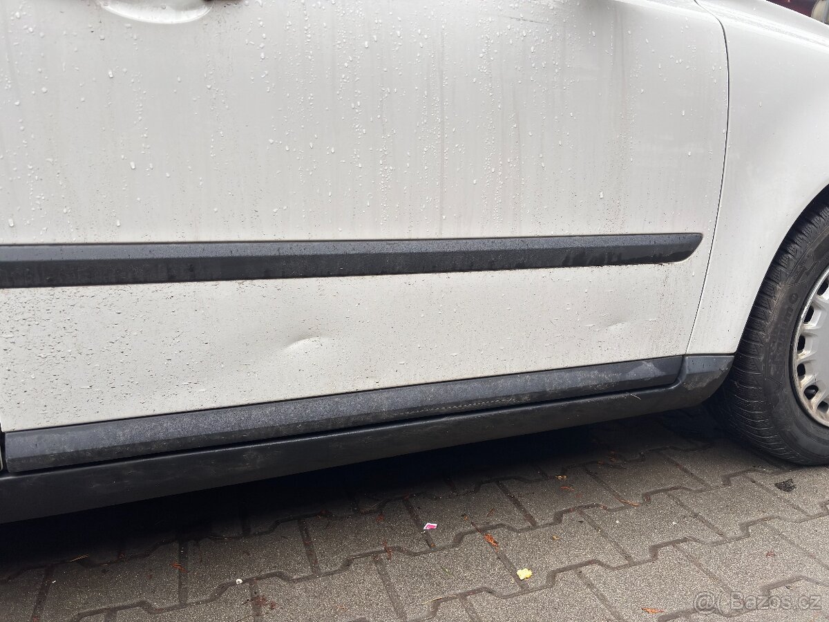 Prodam Volvo v50 2005 1.6d - 8