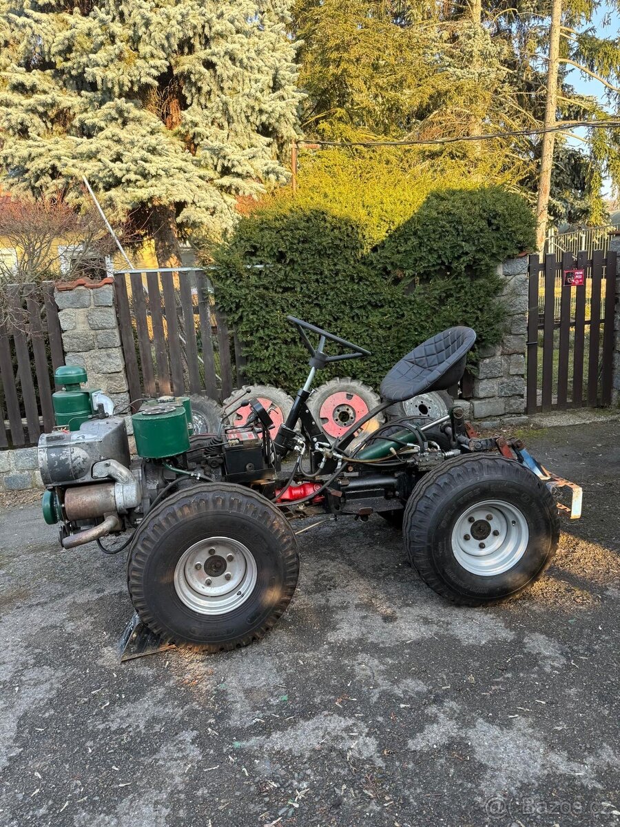 Malotraktor Holder - 8