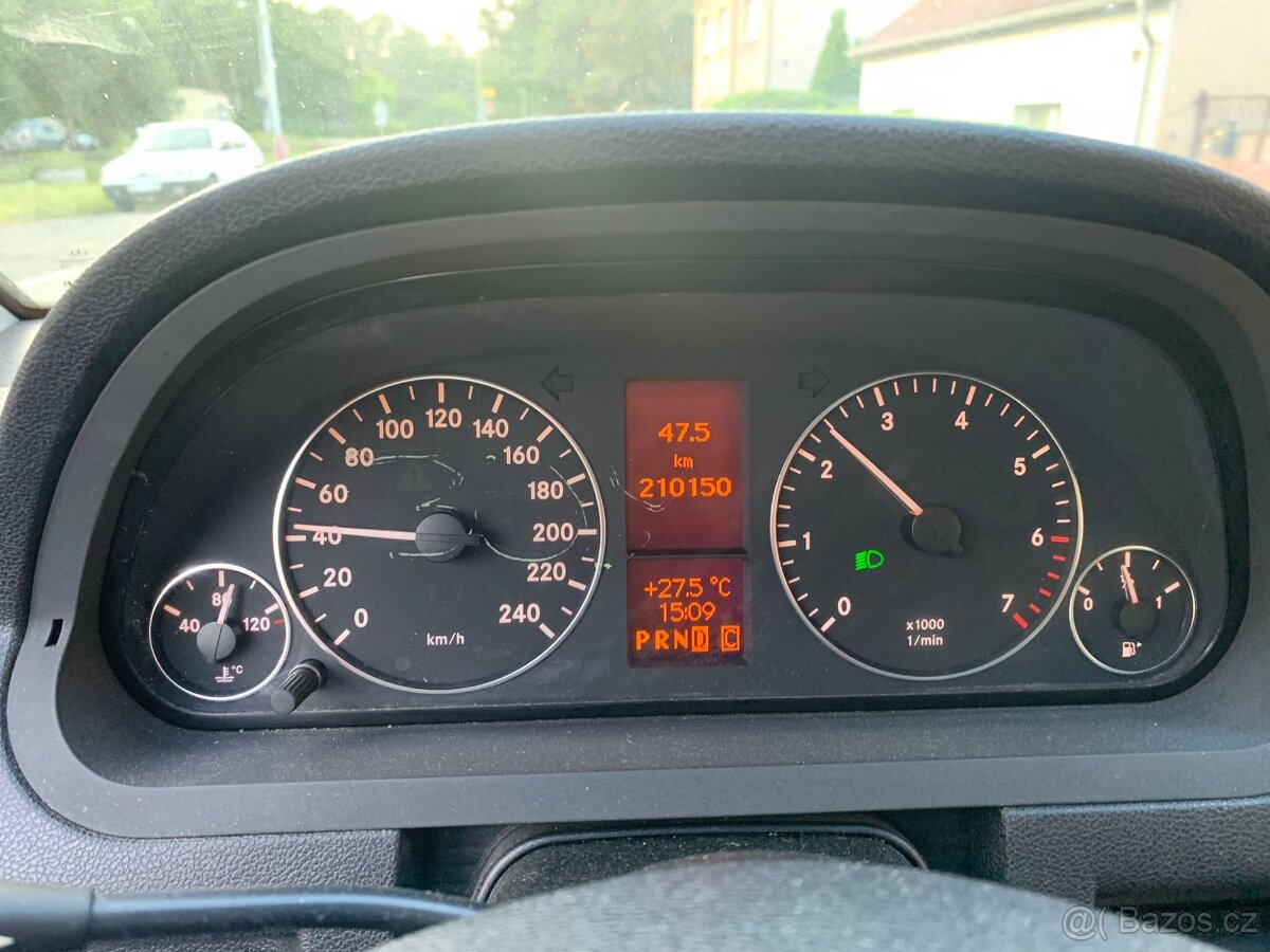 Mersedes A170i automat benzin rok.2008 - 8