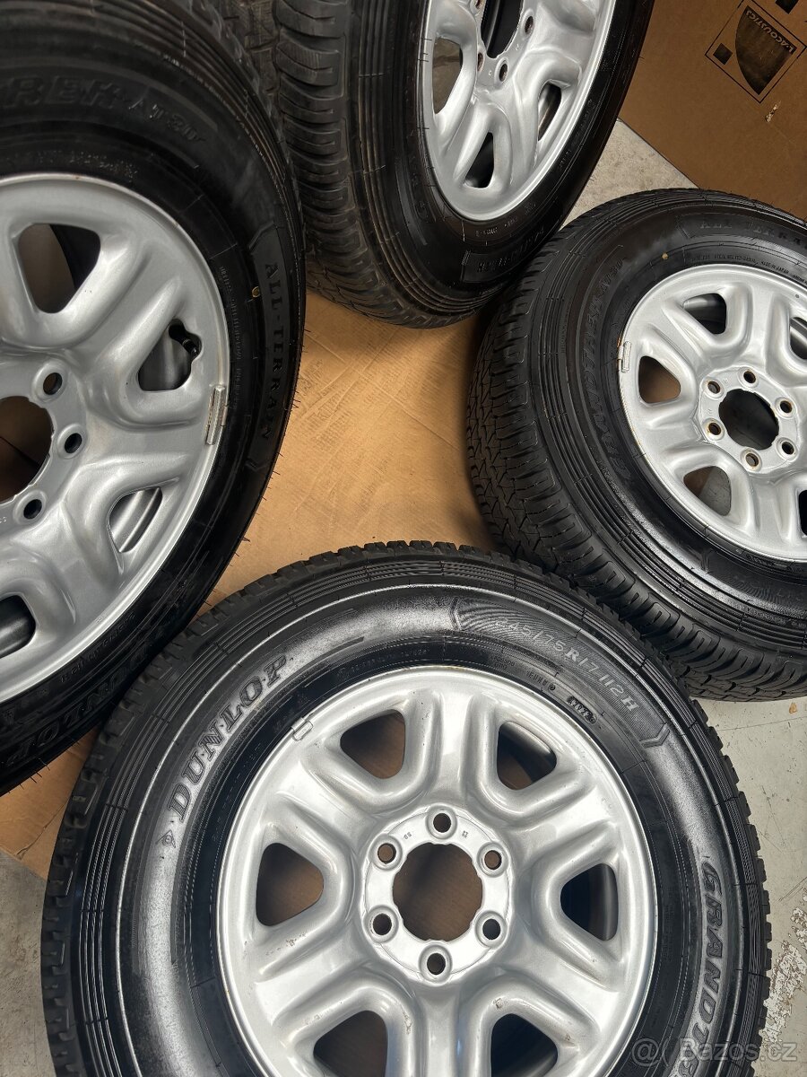 245/75/17 Dunlop Grandtrek AT30 Nová sada Toyota - 8