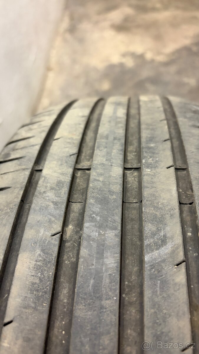 Letní pneu 205/60/R16 - 8