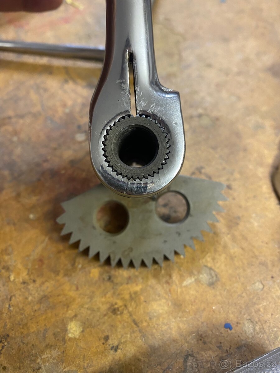 Motor jawa 250 pérák - 8