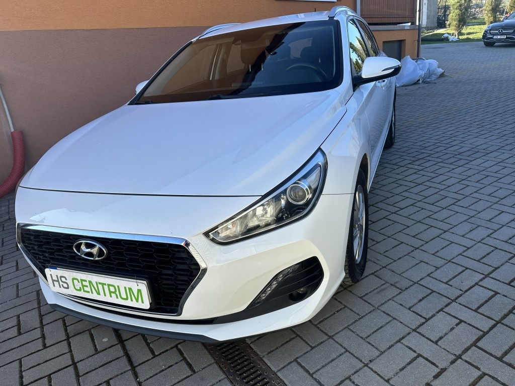 Hyundai i30 1.3 CRDi 85kW serviska - 8