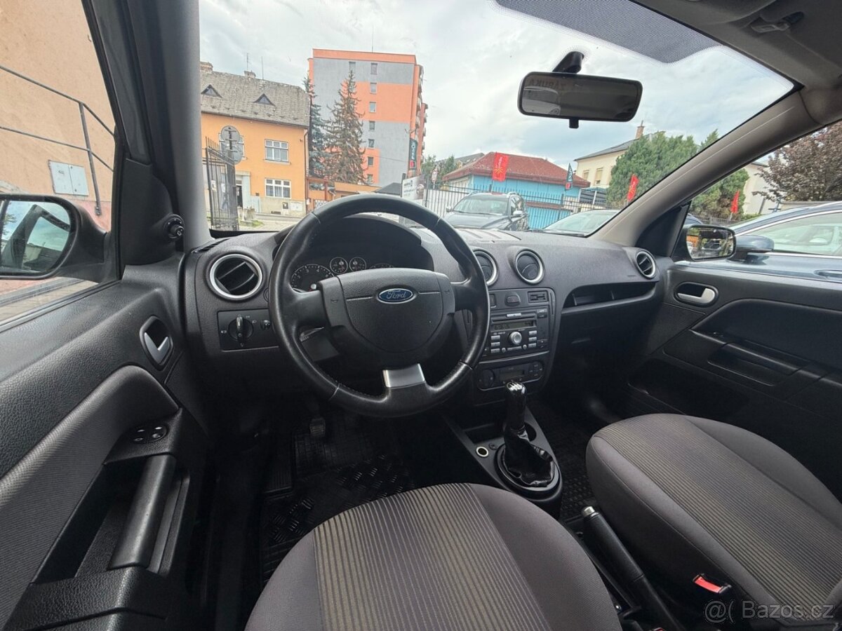 Ford Fusion 1.4 16V - 8