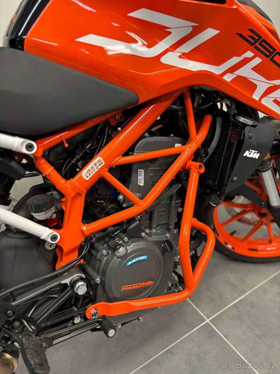 KTM 390 Duke - 8