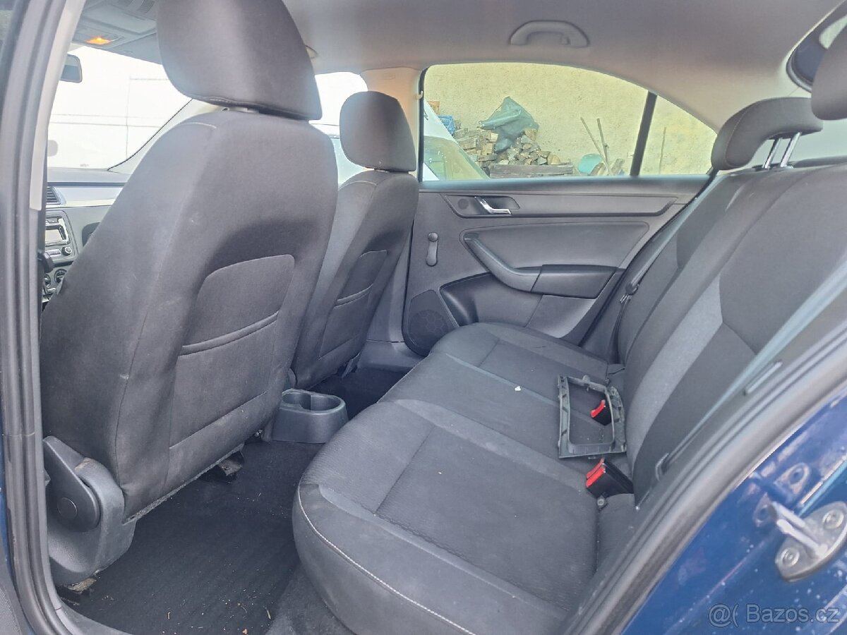 Škoda rapid 1.6 TDI 66kw 2014 - 8