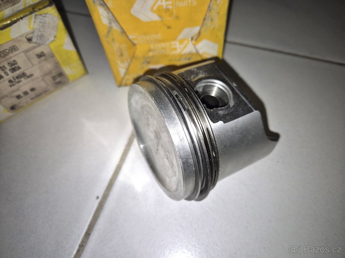 VÝBRUSOVÉ PÍSTY NA ALFA ROMEO - 8