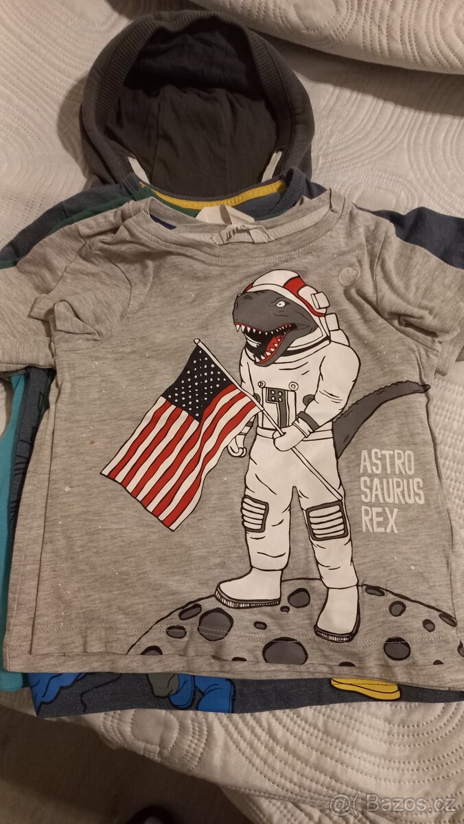 10 kusů chlapeckého oblečení 3-4 roky - 8