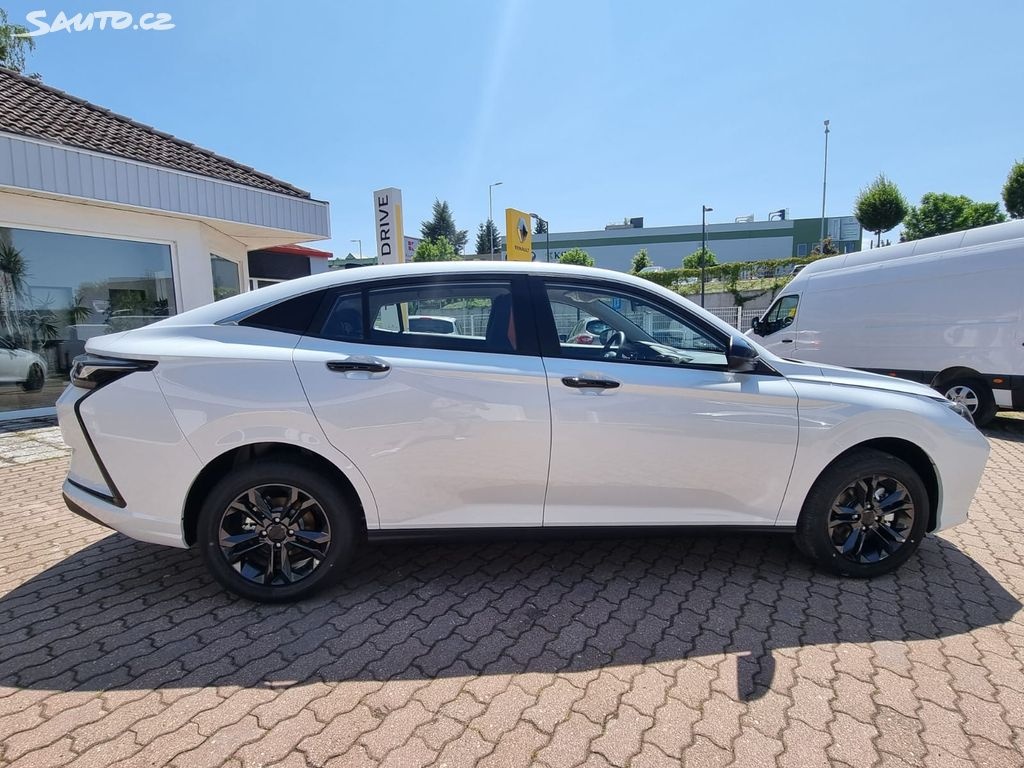 Dongfeng Shine, E1 - 8