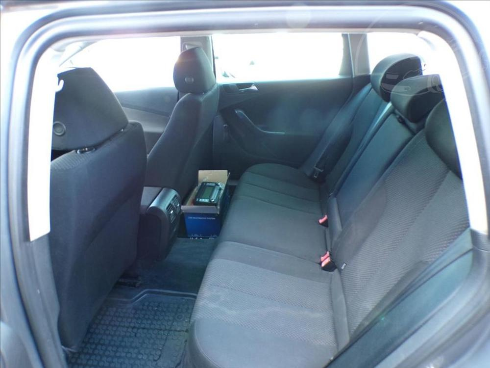 Volkswagen Passat 1,9 TDI - 8
