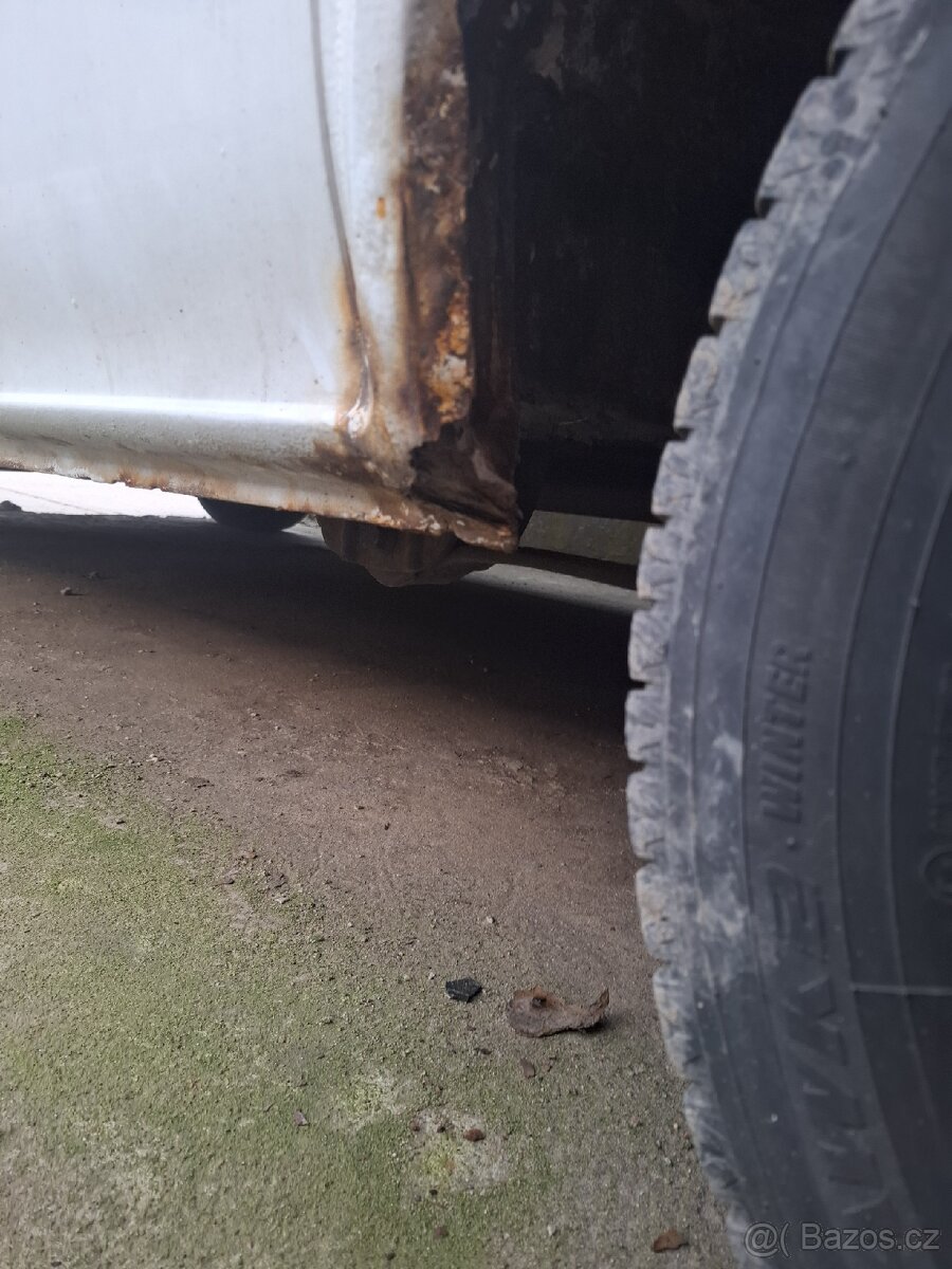 Ford tranzit na opravu 2.2 81kw - 8