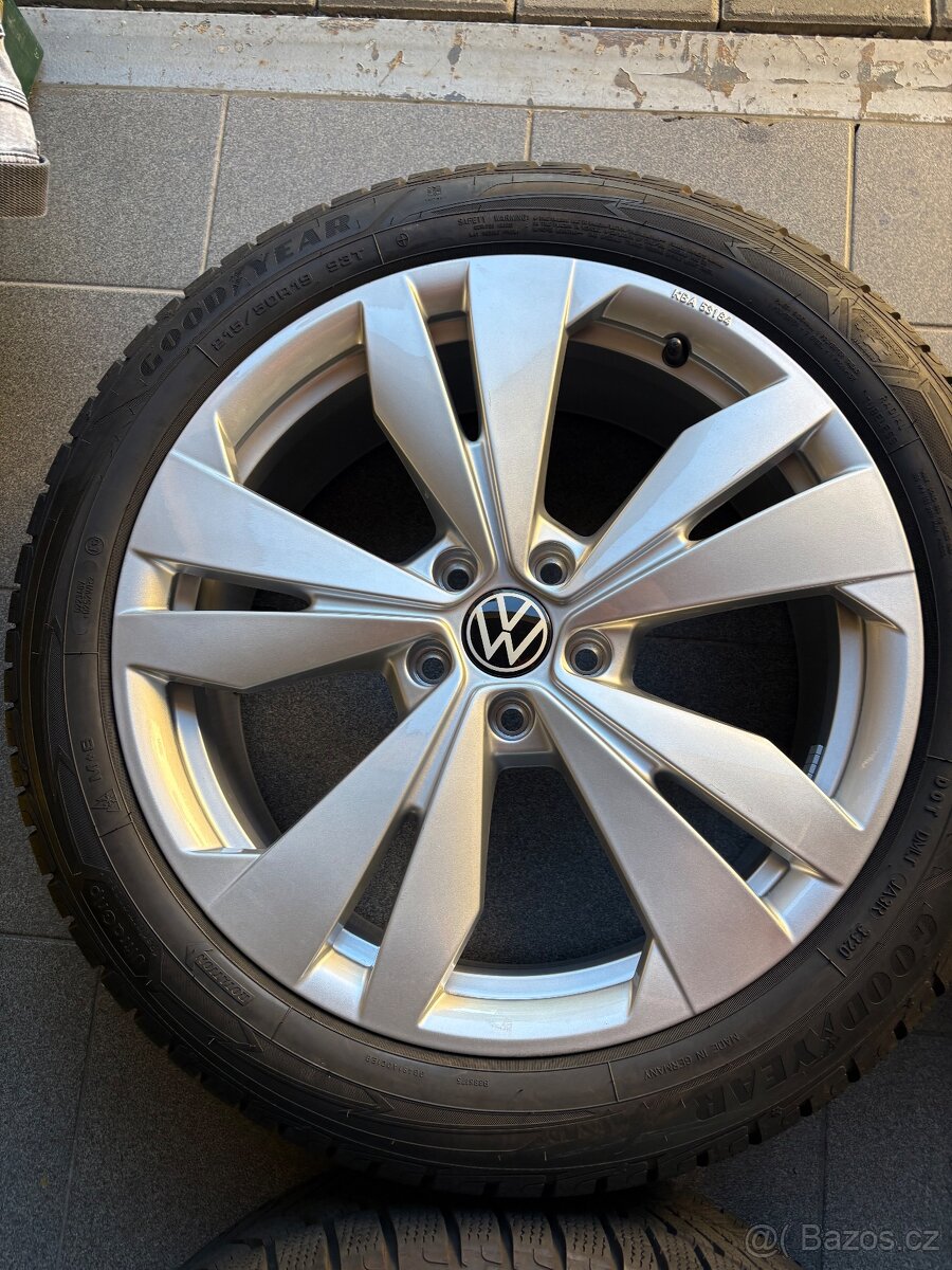 Alu kola 215/50 R19 - 8