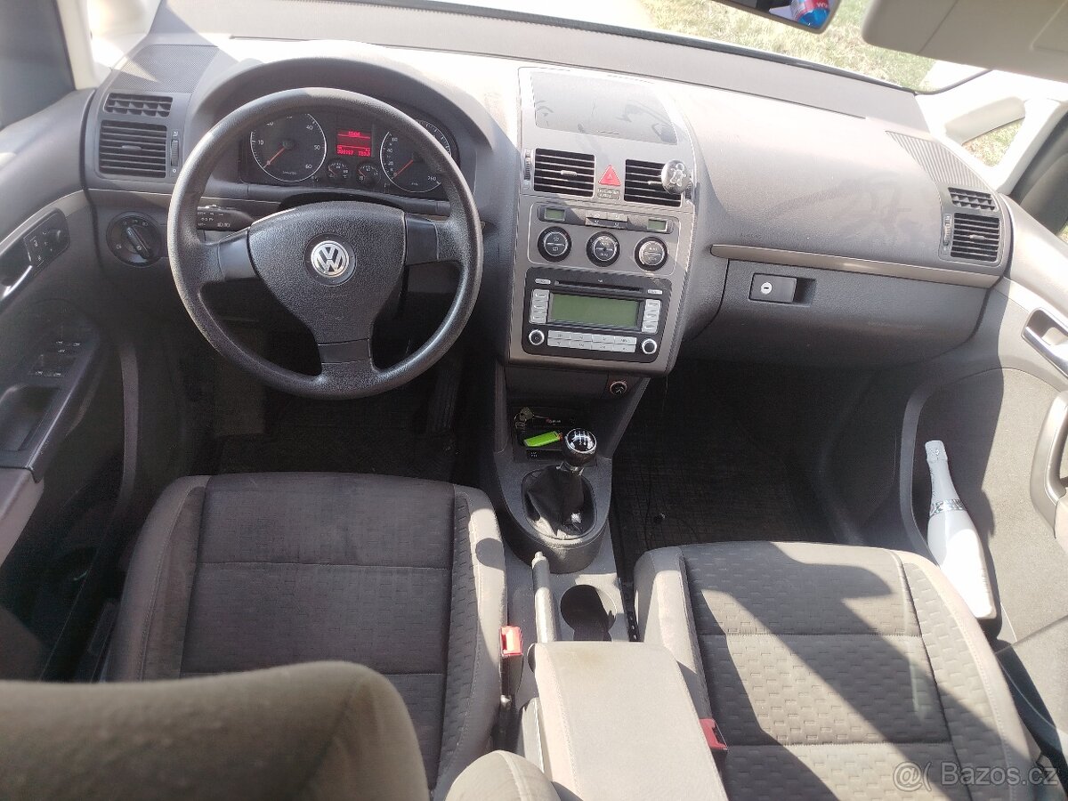VW Touran 1.9 TDI - 8