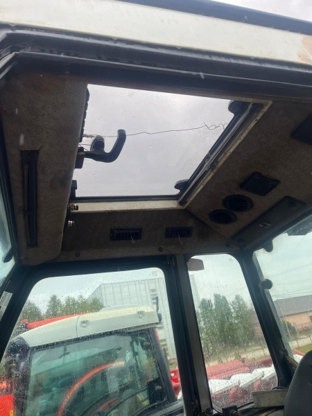 Traktor CASE IH CS 75 - 8