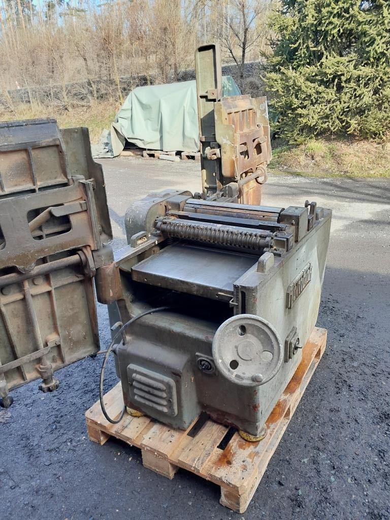 Srovnávačka s protahem - 8