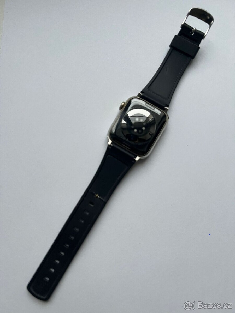 IPhone 13 Pro Alpine & Apple watch 6 - 8