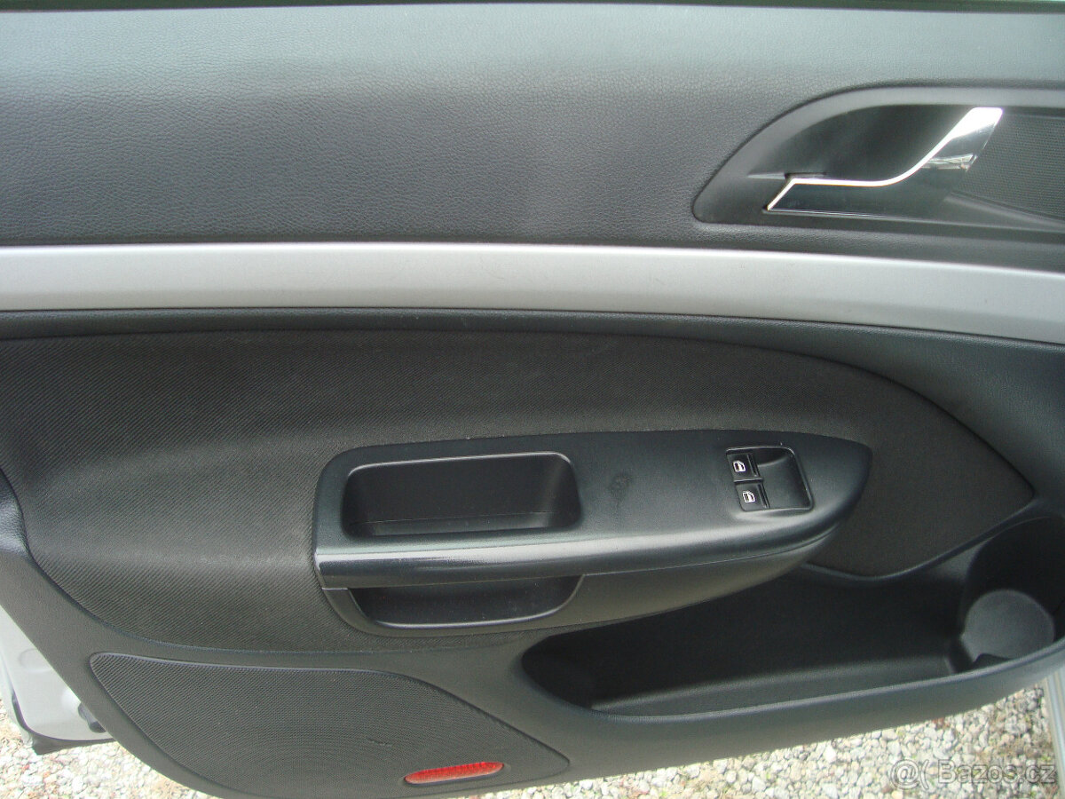 Škoda Octavia 1,6 TDI 4x4 - 8