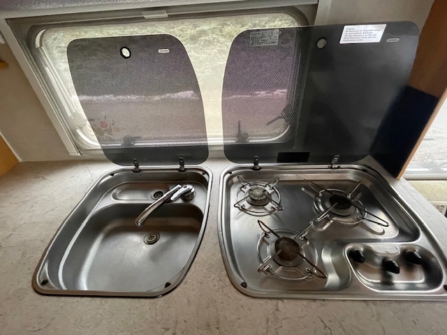 Prodám karavan Wilk 450 - 8