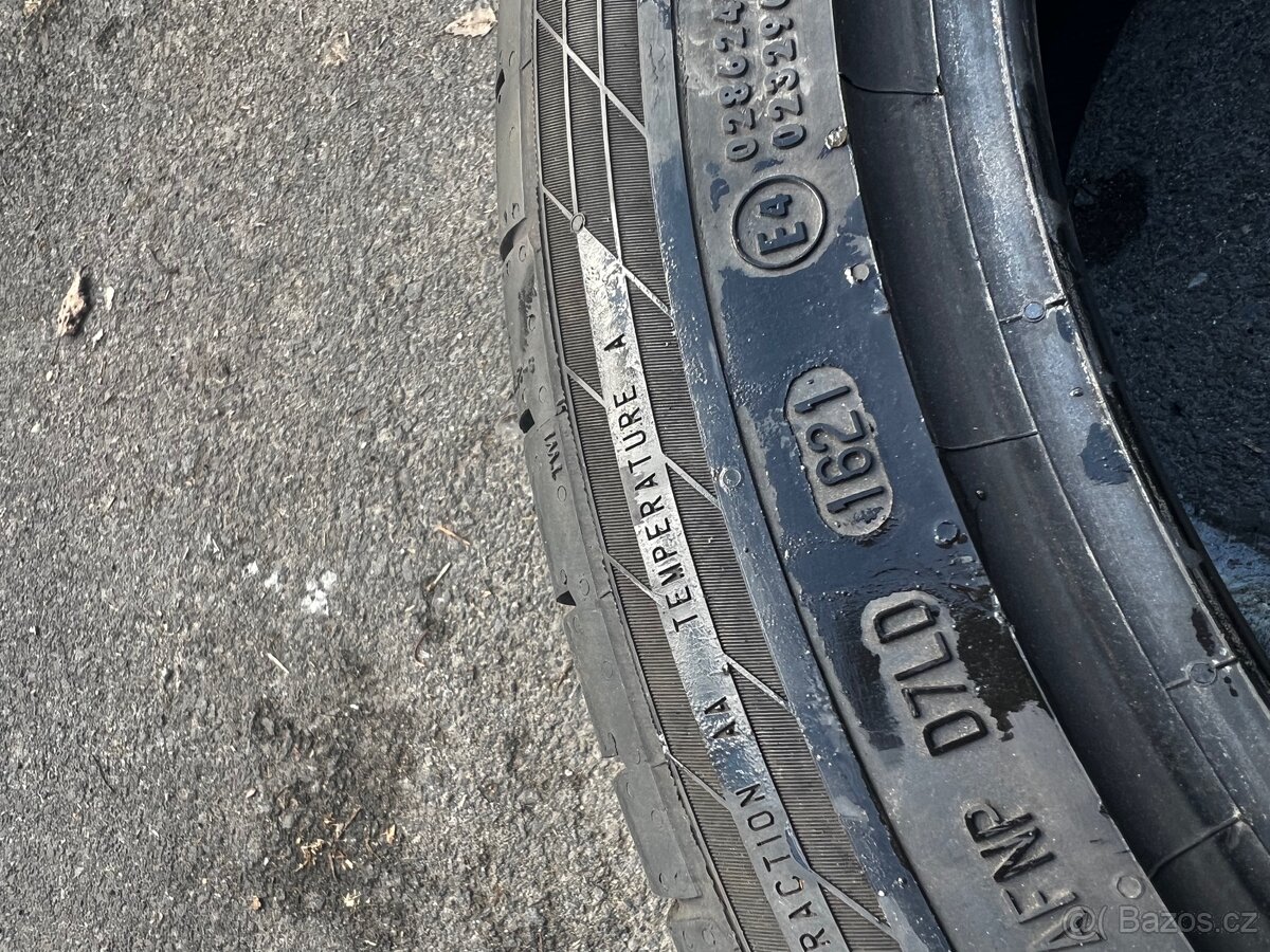 Sada letních pneumatik Continental |255/40/20| - 8