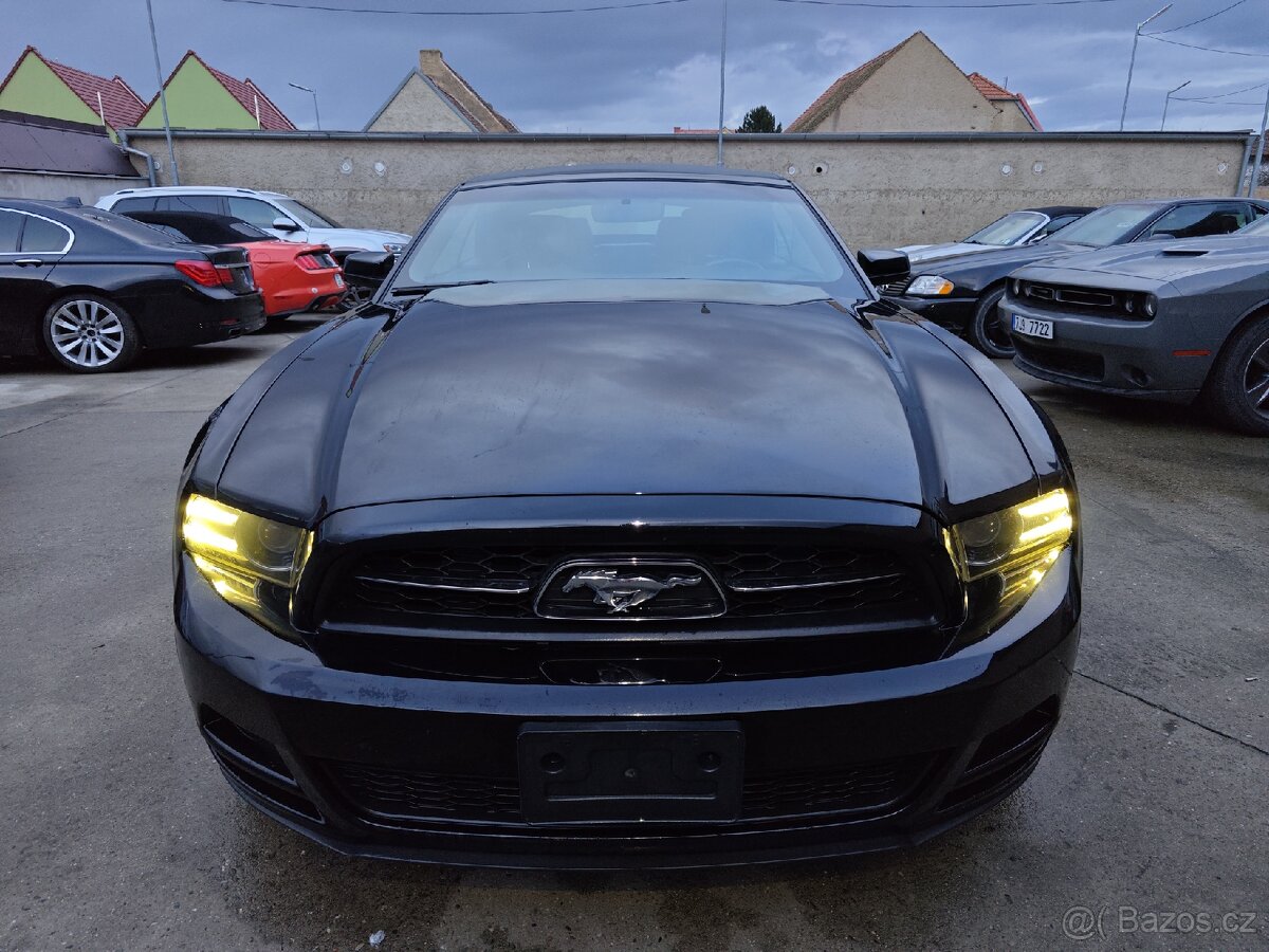 Ford Mustang cabrio - 8