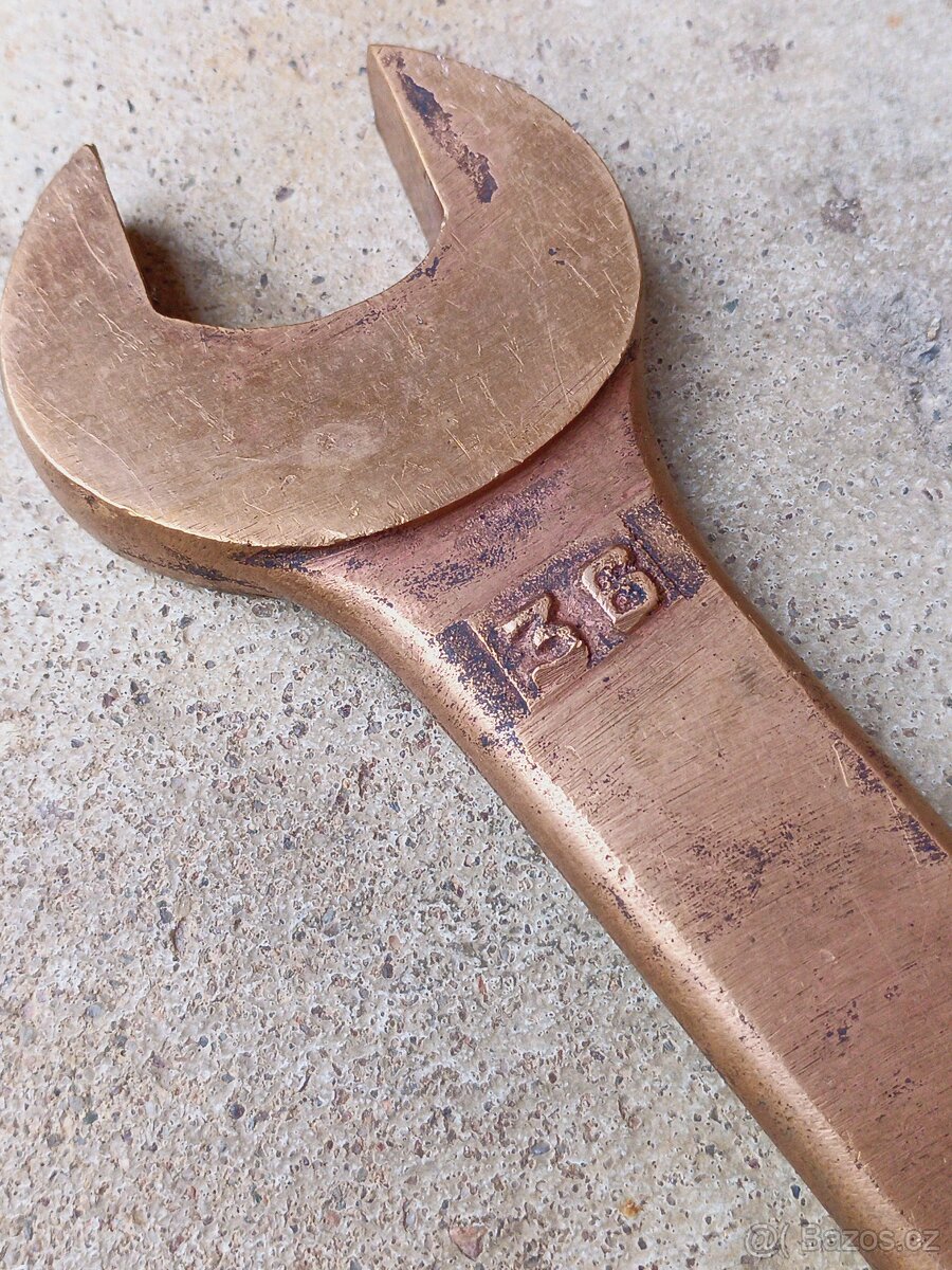 Plochý klíč 36 x 41 bronz - 8