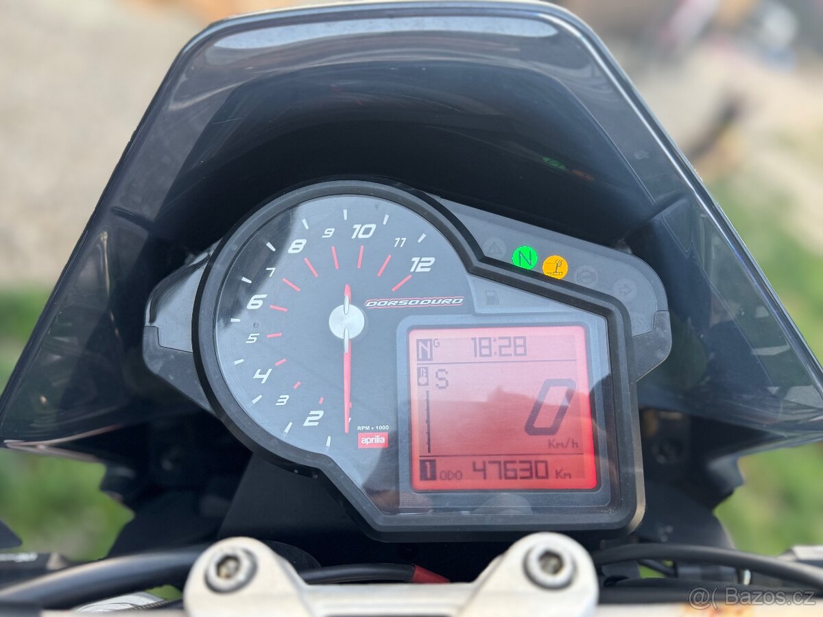 Aprilia Dorsoduro 1200 - 8