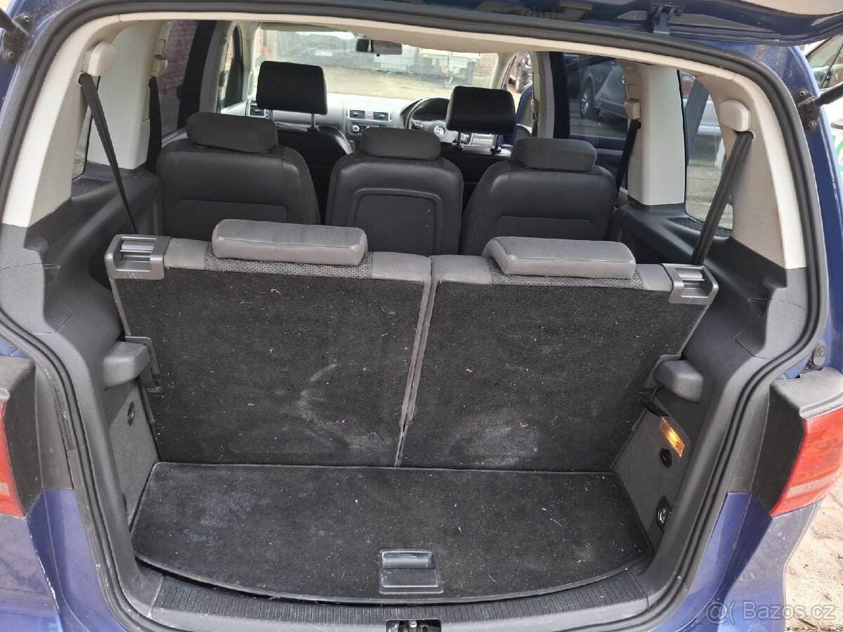 Touran 1t3 Anglie - 8