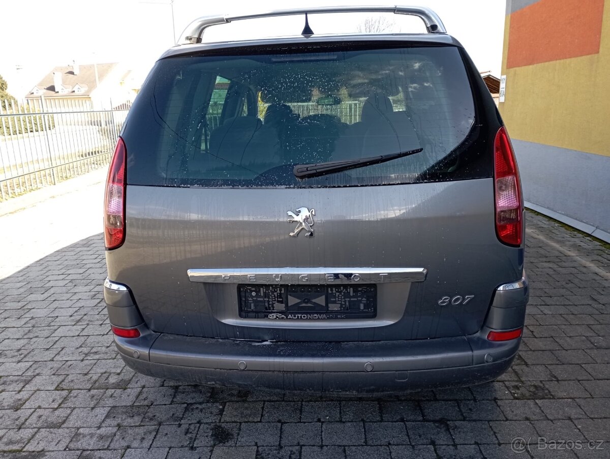 Peugeot 807 - 8