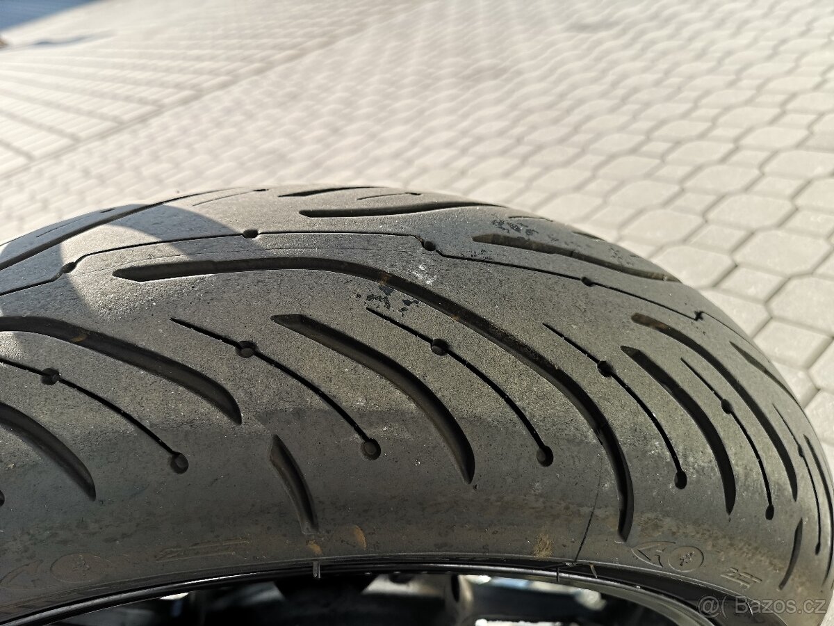 Yamaha XSR 900, r.v.2017, nové v ČR, najeto 24.041 km - 8