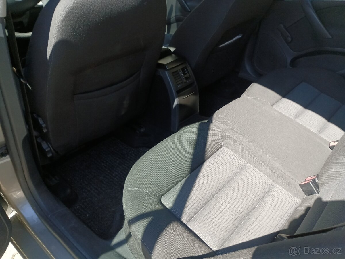 Škoda Octavia 1,6 - 8