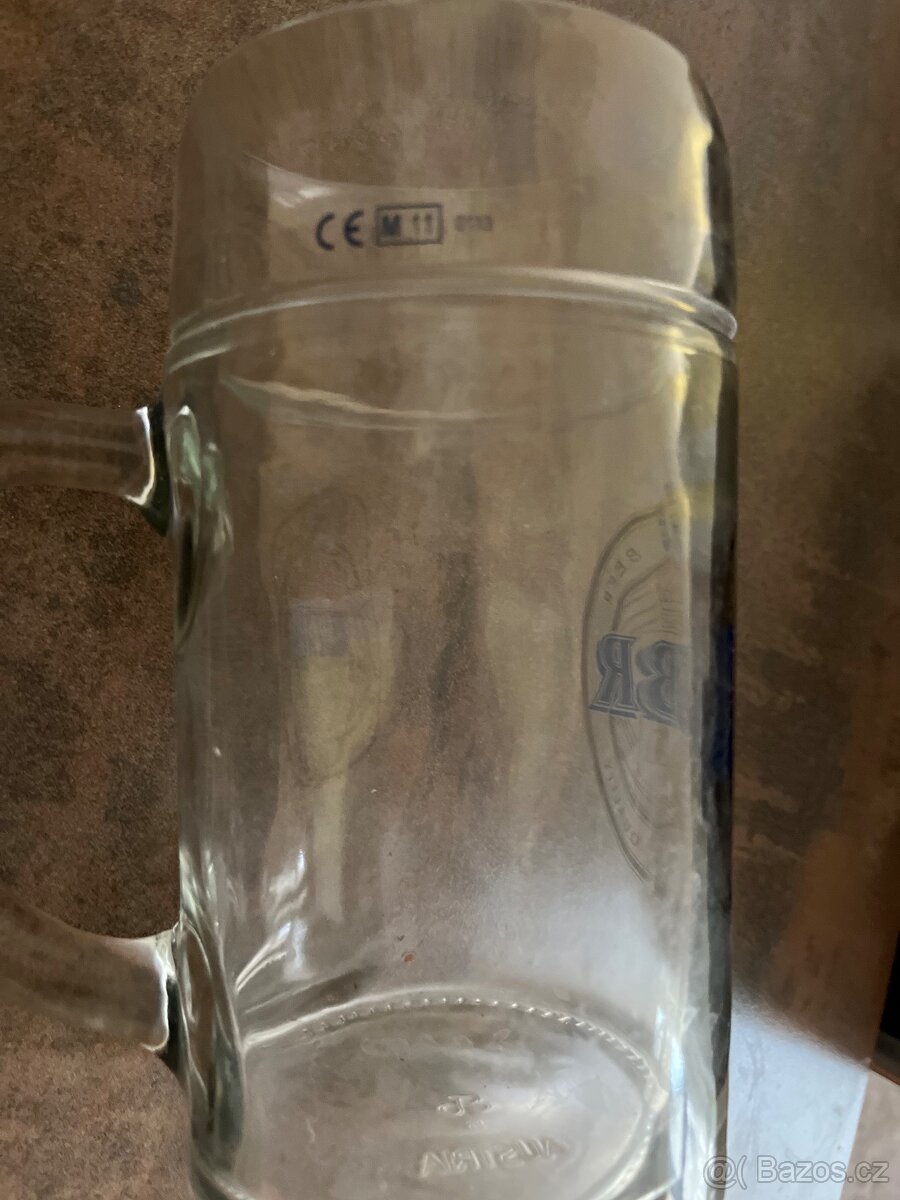 Pivní tácky a sklenice - 8