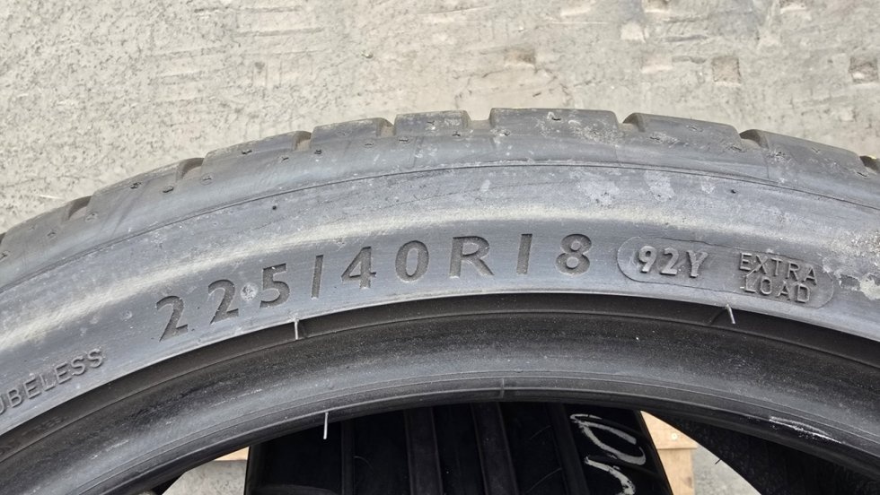 Letní pneu 225/40/18 Dunlop - 8