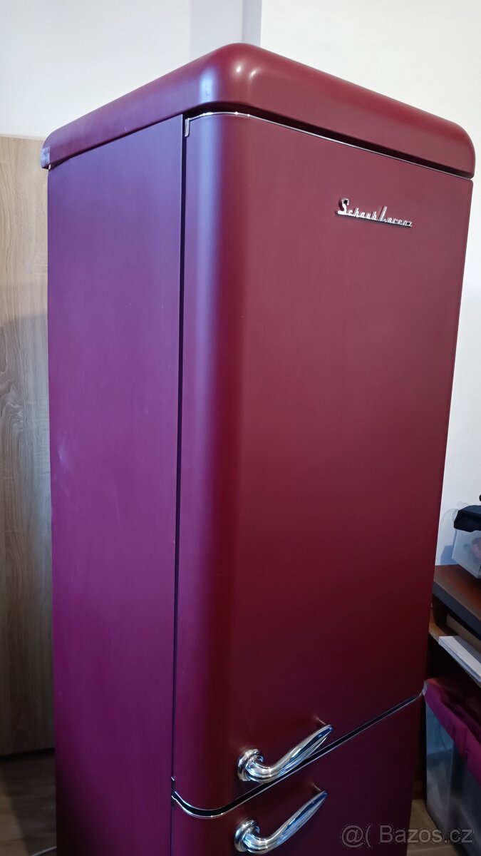 Lednice s mrazákem Schaub Lorenz SL 300R CB - 8