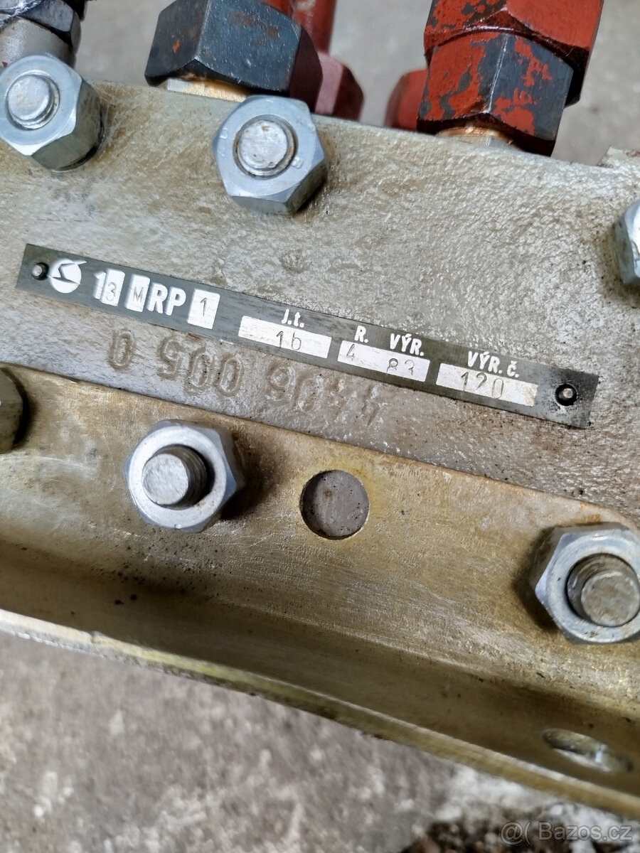 hydraulické filtry a rozvaděč - 8