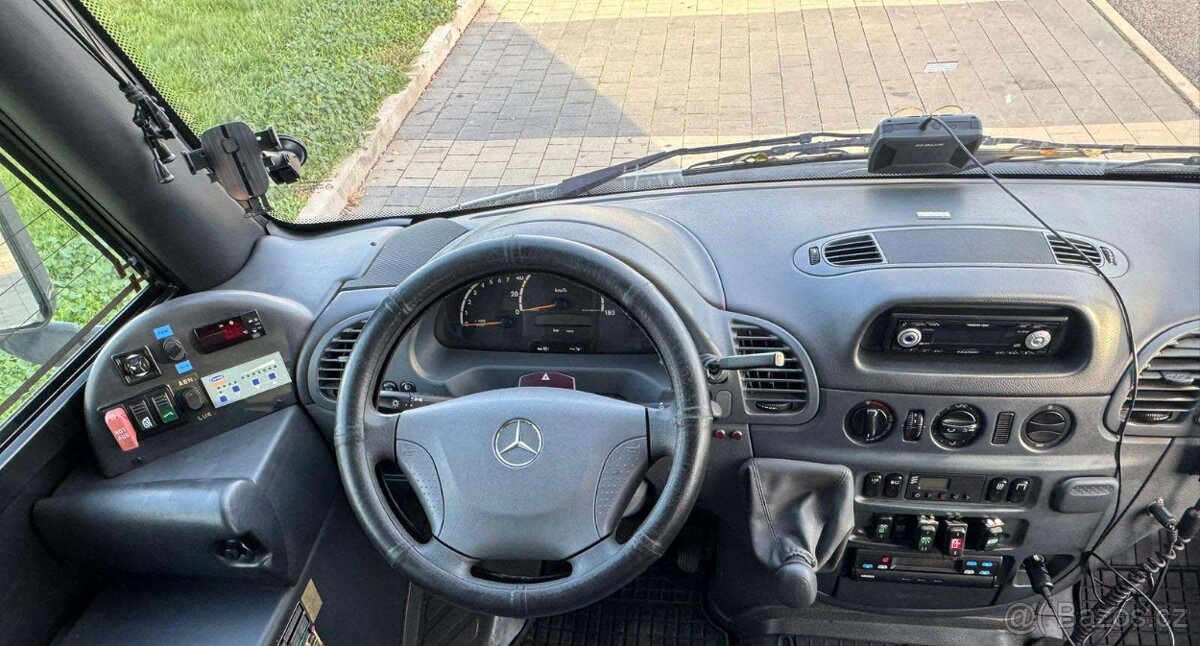 Mercedes Benz Sprinter 616 pro 29 osob - analogový tachograf - 8