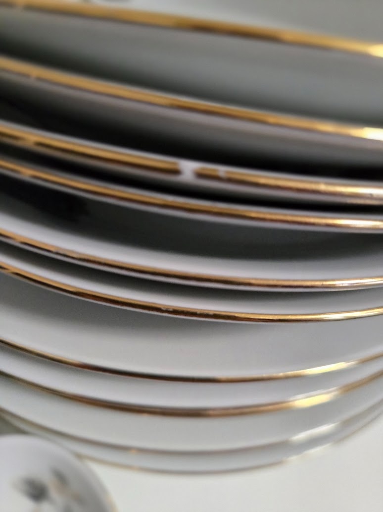 Porcelánový, jídelní servis Thun 19 kusů - 8