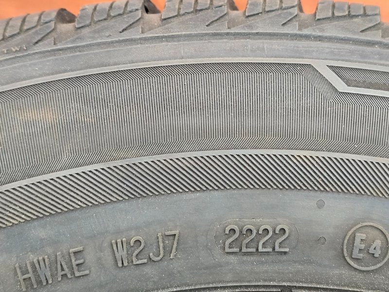 Zimní Barum+BFGoodrich 195/65/15 + disky - 8