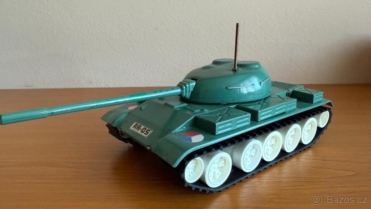 ITES - Staré hračky 5x AUTA - Tatra, Tank , Škoda a pod - 8