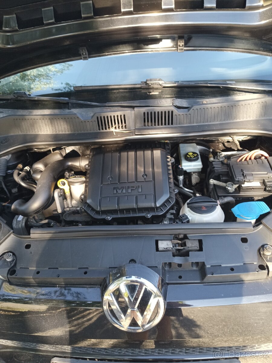 VW Up 1.0 rok 2013 naj 169000 klima - 8