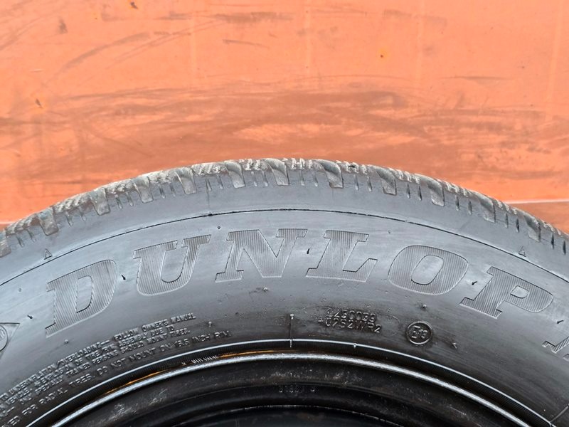 Zimní Dunlop a Fulda 205/60/16 + disky - 8