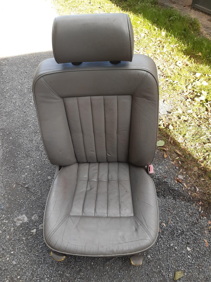 AUDI A8, S8 D2 - sedačky - 8