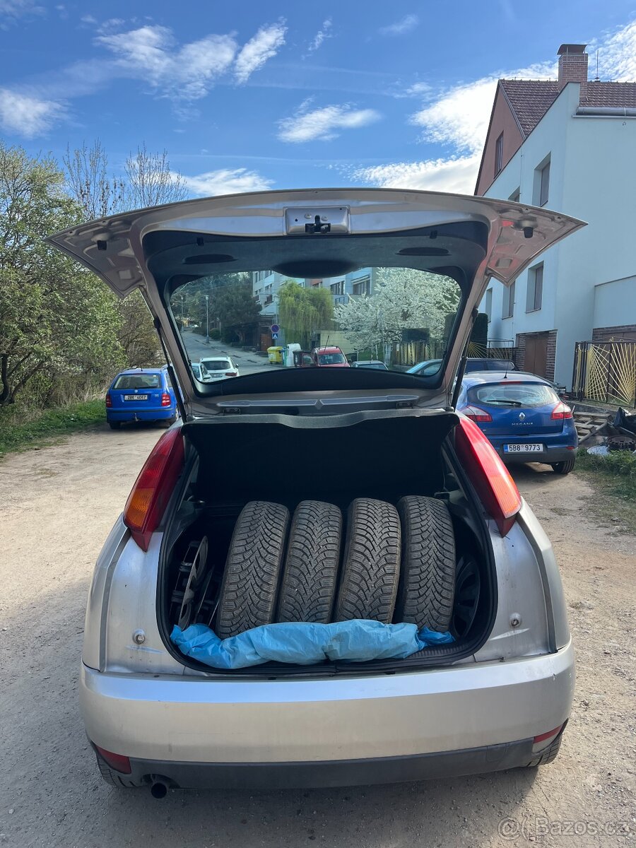 Prodám Ford Focus - 8