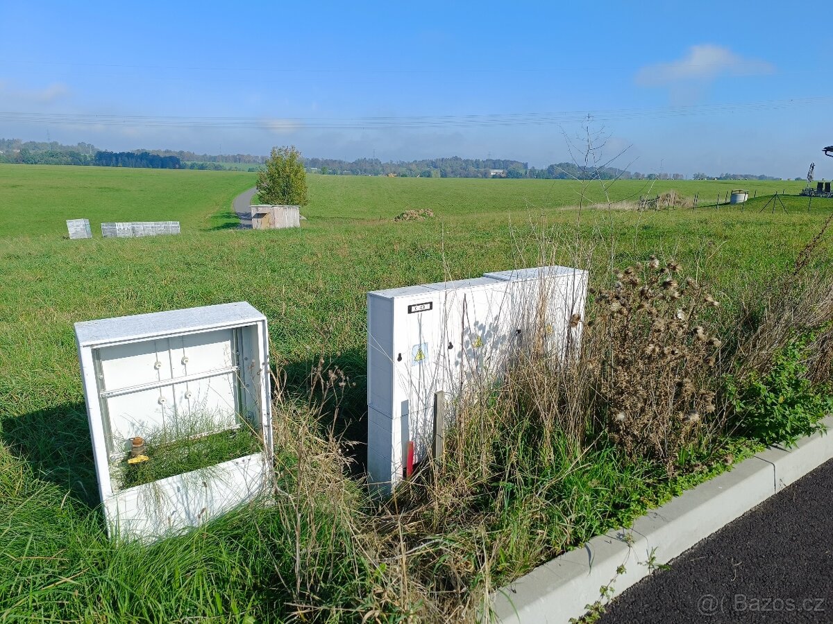 Prodej stavebního pozemku 1042 m² Dolní Tošanovice - 8