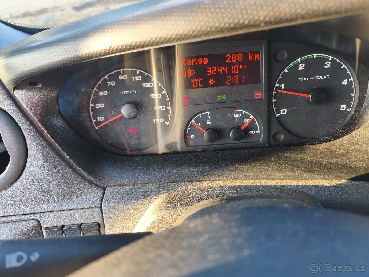 Iveco Daily 2012 35s13 L2H1 - 8