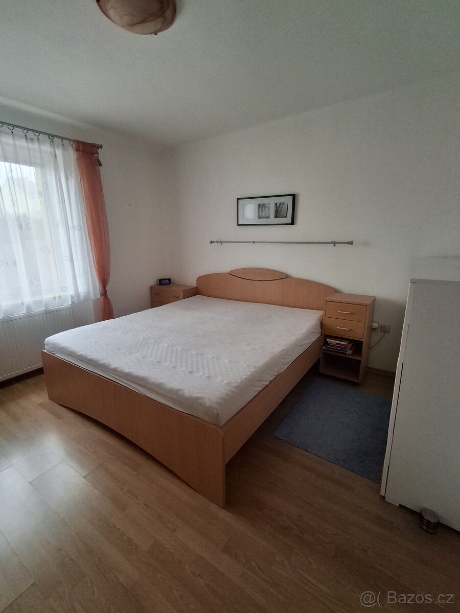 Prodej RD Chlebov s bazénem - 8