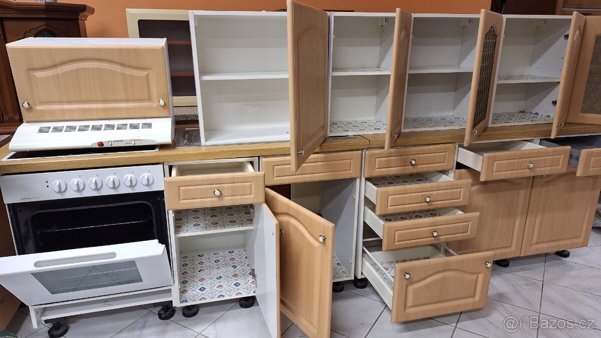 Kuchyňská linka německé výroby - 8