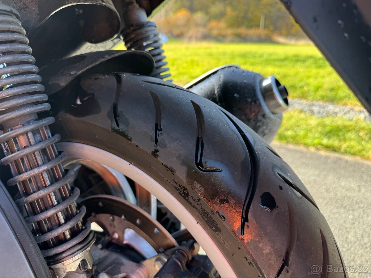 Piaggio Cruiser 300i - 8