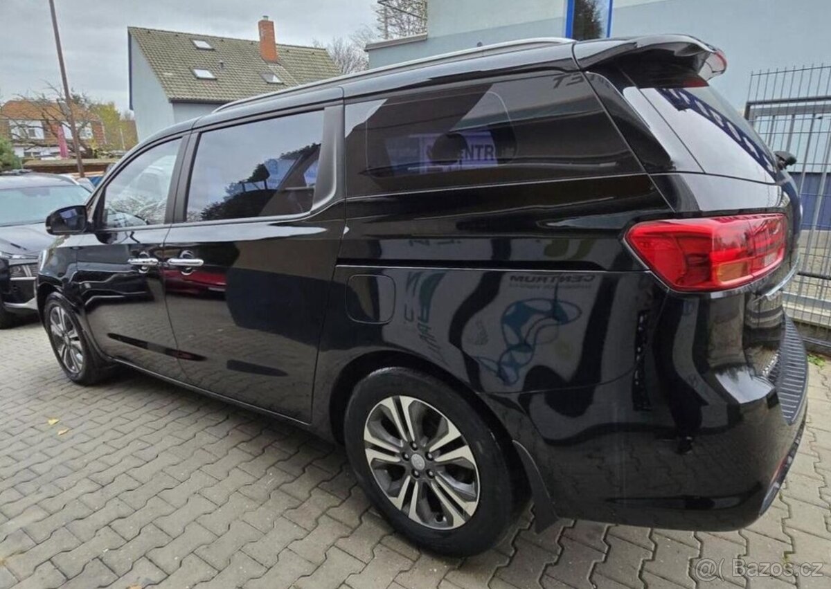 Kia Carnival 9 míst-REZERVACE1 - 8